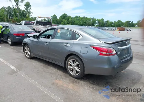 2015 Nissan Altima 2.5 Sv из США, поврежденный, VIN 1N4AL3AP7FC445602